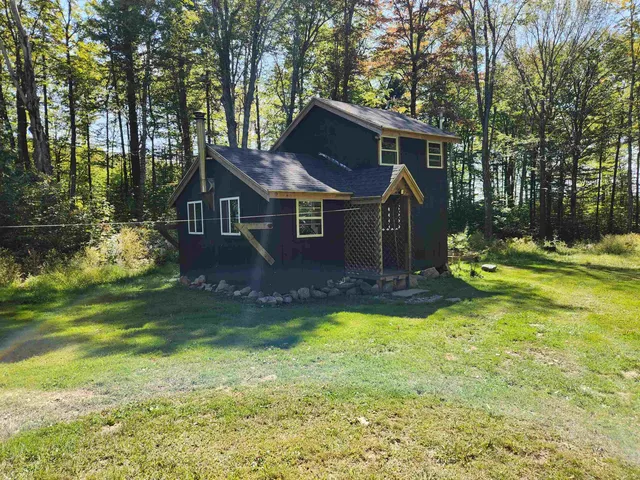 $94,900 | 444 Potato Hill Road, Newport, NH 03773