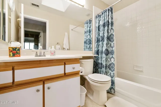 $374,000 | 25208 South Pinewood Drive, Sun Lakes, AZ 85248