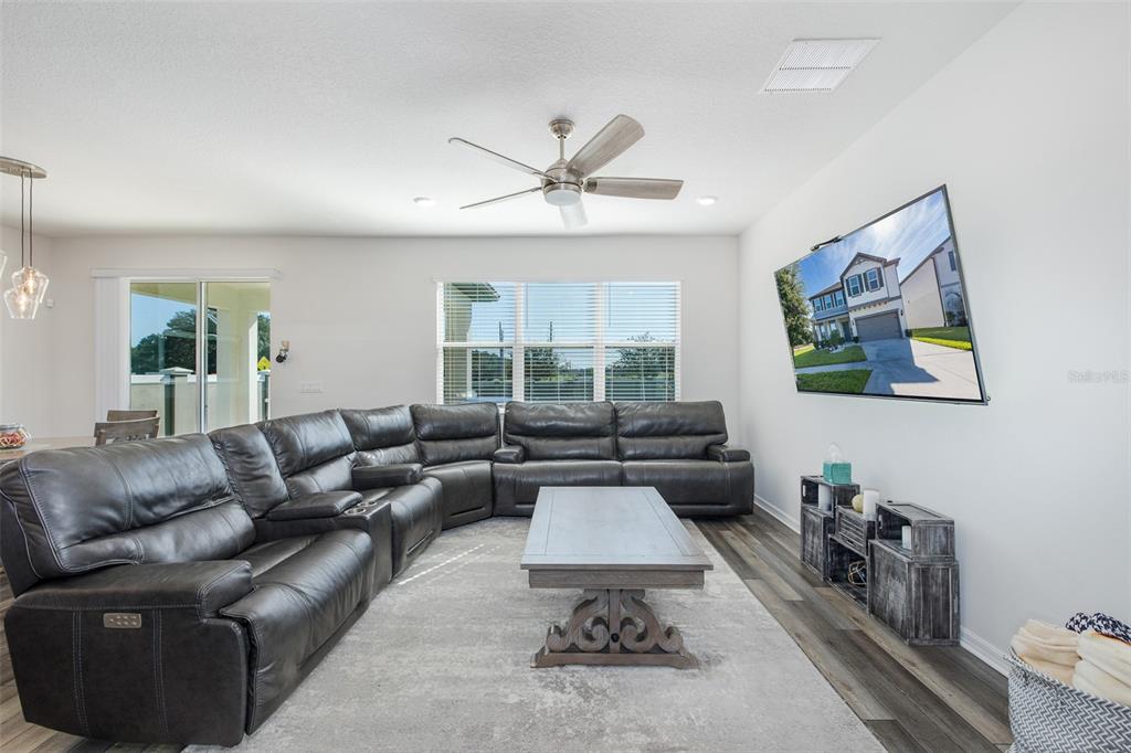 9224 Rally Spring Loop Wesley Chapel, FL 33545 - Photo 9 of 52 Gallery Image 9