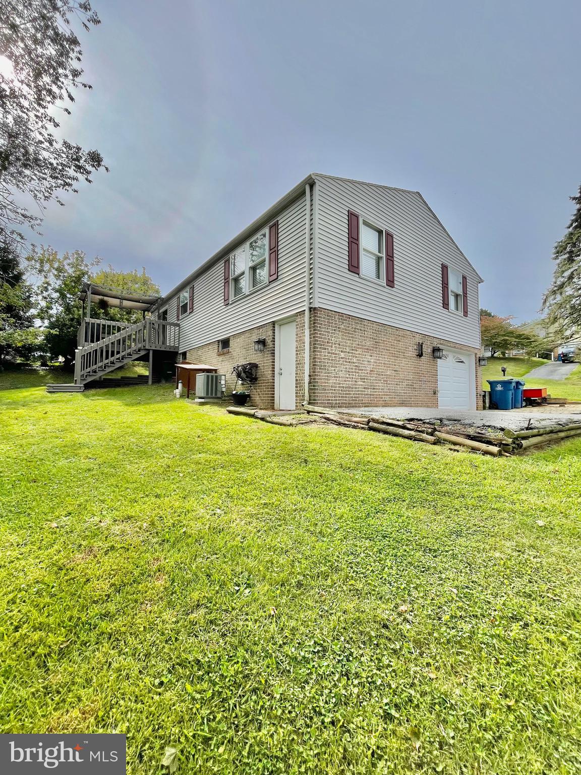 1 Valley View Road York, PA 17403 - Photo 36 of 40 a big house with swimming pool in front of it