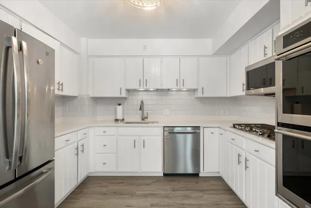 $775,000 | 50 Red Oak Lane, Highland Park, IL 60035