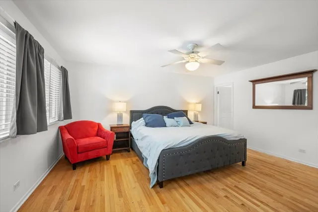 $775,000 | 50 Red Oak Lane, Highland Park, IL 60035