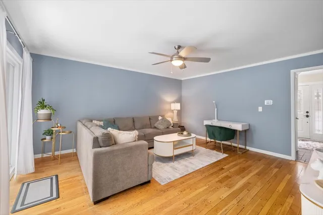 $775,000 | 50 Red Oak Lane, Highland Park, IL 60035