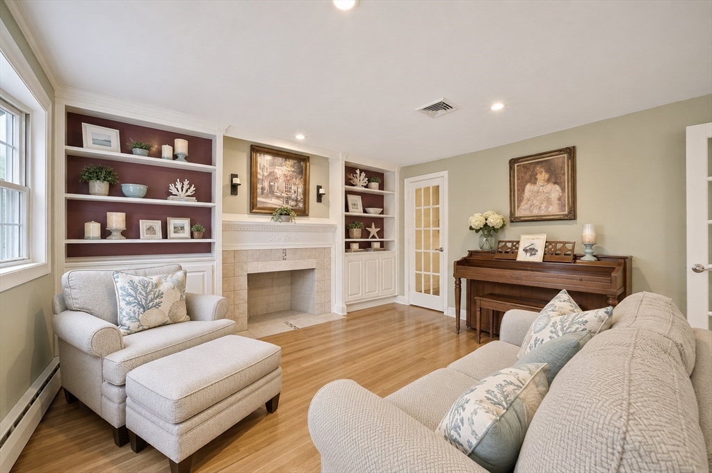 30 Roseen Road Holbrook, MA 02343 - Photo 5 of 33 Gallery Image 5