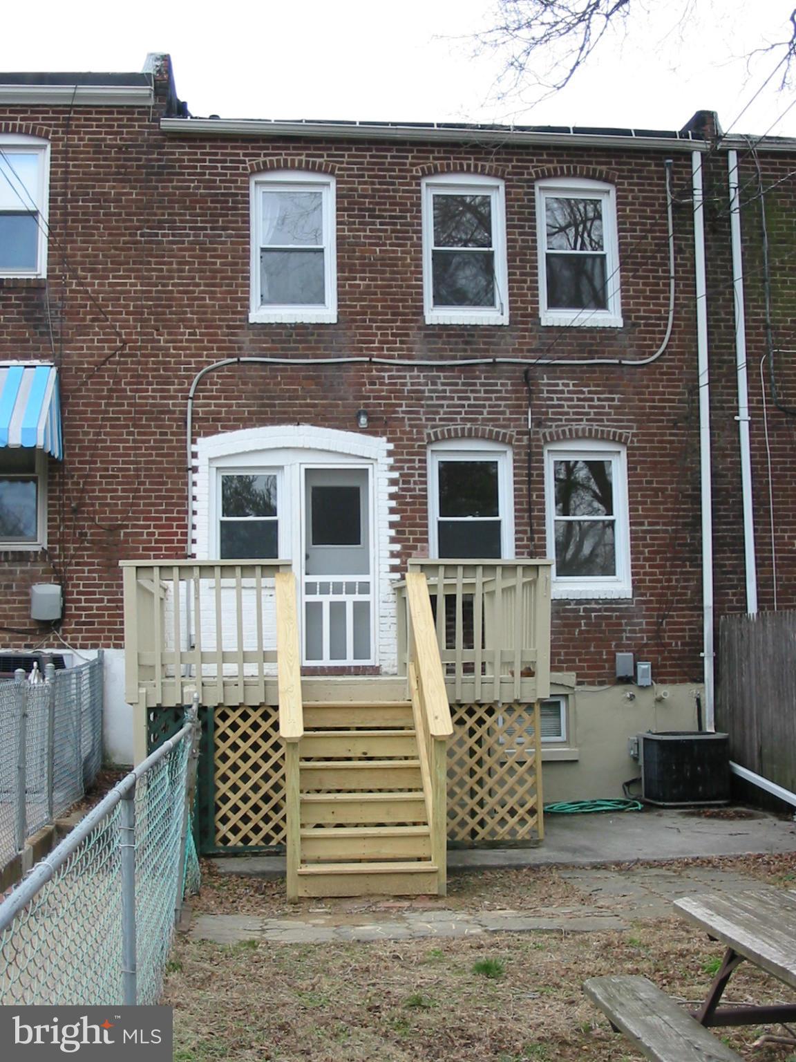 5205 Brookwood Road Baltimore, MD 21225 - Photo 29 of 30 Exterior (Rear)