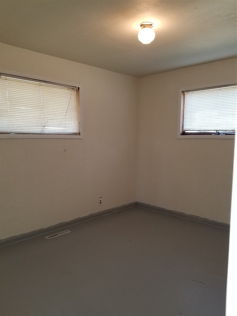 1780 North Jerome Road Ithaca, MI 48847 - Photo 20 of 24 1839094-19.JPG