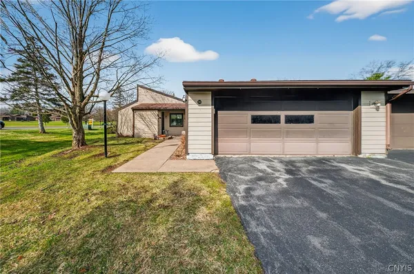 $209,000 | 740 Village Boulevard South, Van Buren, NY 13027