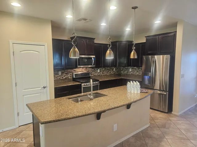 $3,350 | 1682 West Blaylock Drive, Phoenix, AZ 85085