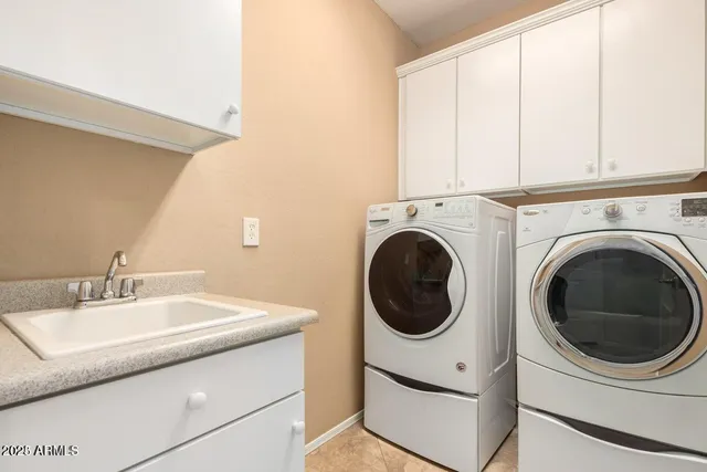 $3,350 | 1682 West Blaylock Drive, Phoenix, AZ 85085