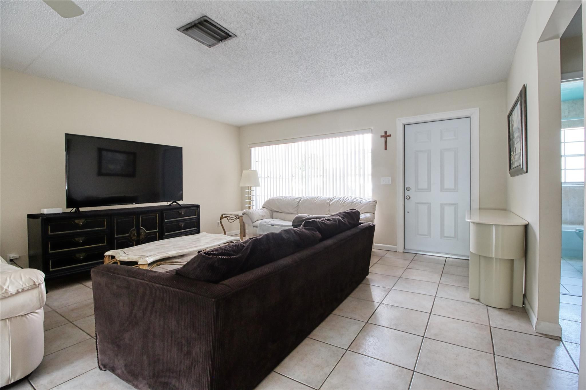 8912 Southwest 9th Street Boca Raton, FL 33433 - Photo 3 of 28 Photo 3