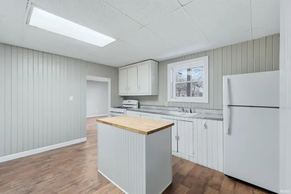 $174,900 | 200 East King Street, Garrett, IN 46738