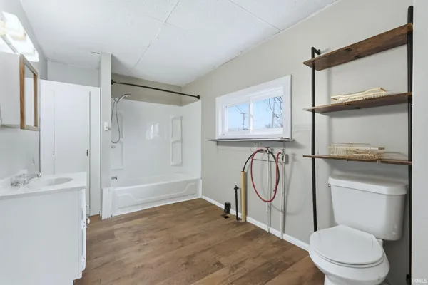 $174,900 | 200 East King Street, Garrett, IN 46738