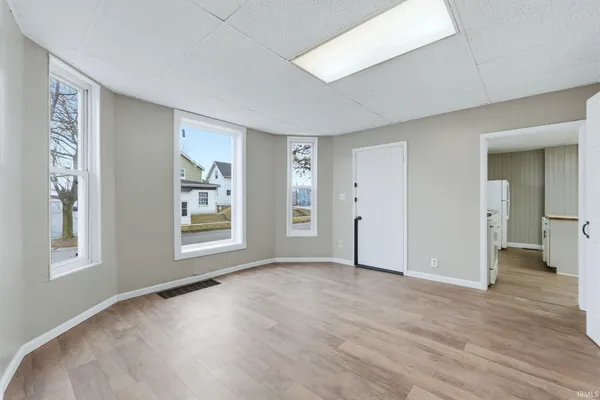 $174,900 | 200 East King Street, Garrett, IN 46738