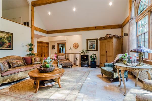 32 Surrey Road Winchester, MA 01890 - Photo 12 of 20 Gallery Image 12