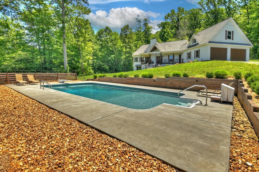 3181 Sugar Creek Road Blue Ridge, GA 30513 - Photo 2 of 71