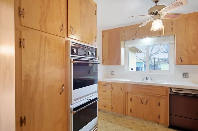 $425,000 | 221 Bruce Court, Modesto, CA 95350