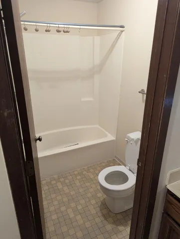 $150,000 | 10451 Greenbrier Road, Unit 115, Minnetonka, MN 55305