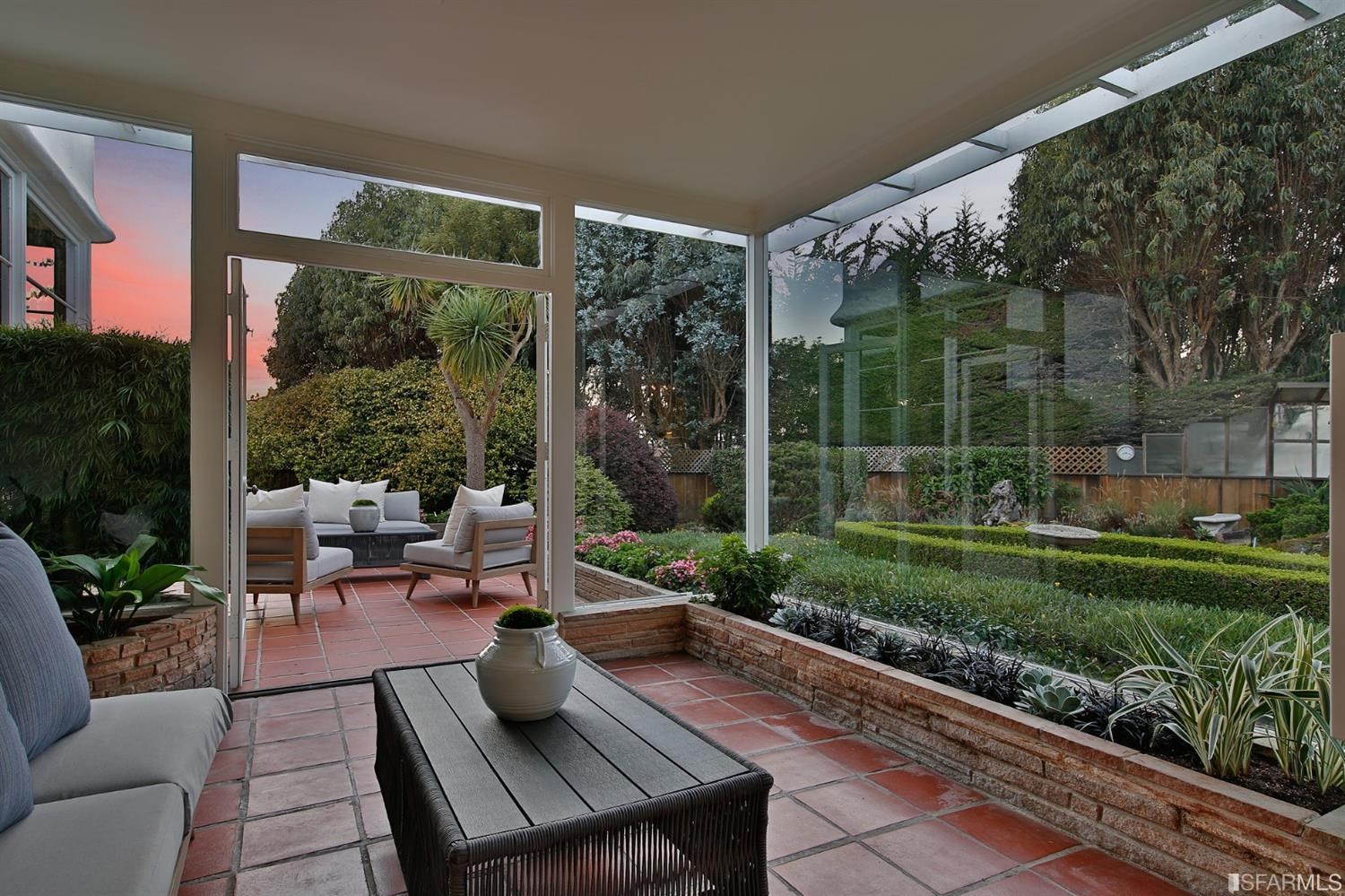 100 Stonecrest Drive San Francisco, CA 94132 - Photo 14 of 98