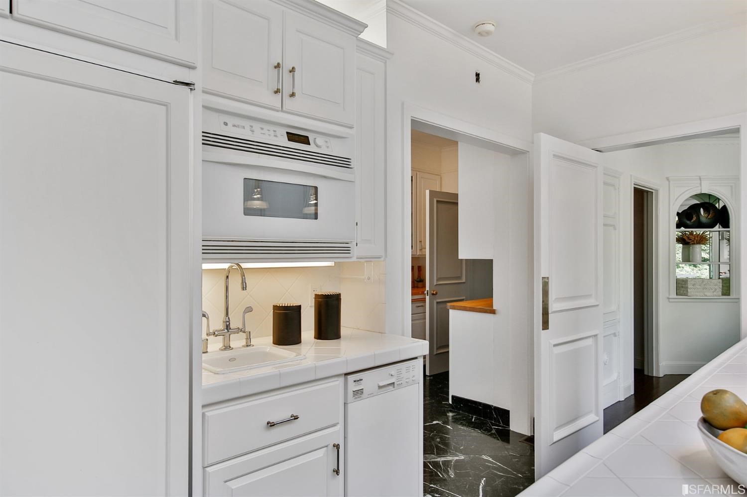 100 Stonecrest Drive San Francisco, CA 94132 - Photo 37 of 98