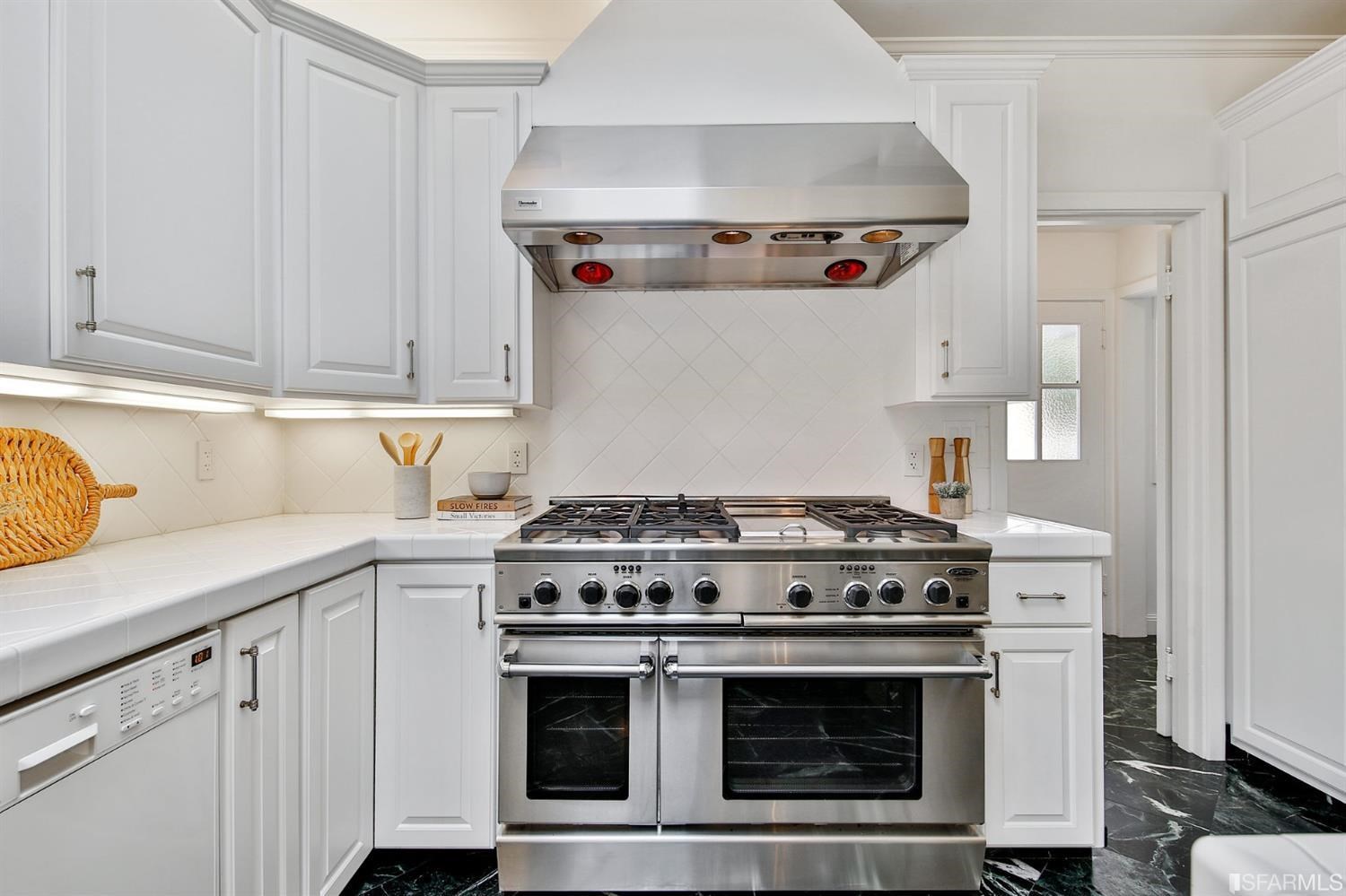 100 Stonecrest Drive San Francisco, CA 94132 - Photo 38 of 98