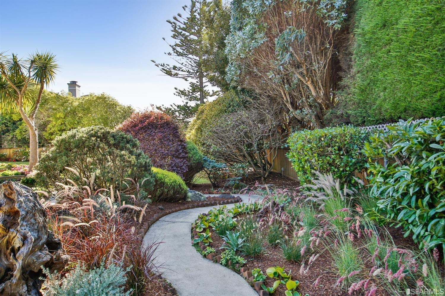 100 Stonecrest Drive San Francisco, CA 94132 - Photo 95 of 98 a view of a garden with plants