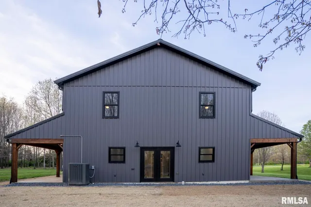 $599,000 | 1865 Gravel Springs Circle, Jacksonville, IL 62650