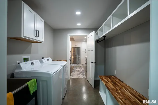 $599,000 | 1865 Gravel Springs Circle, Jacksonville, IL 62650