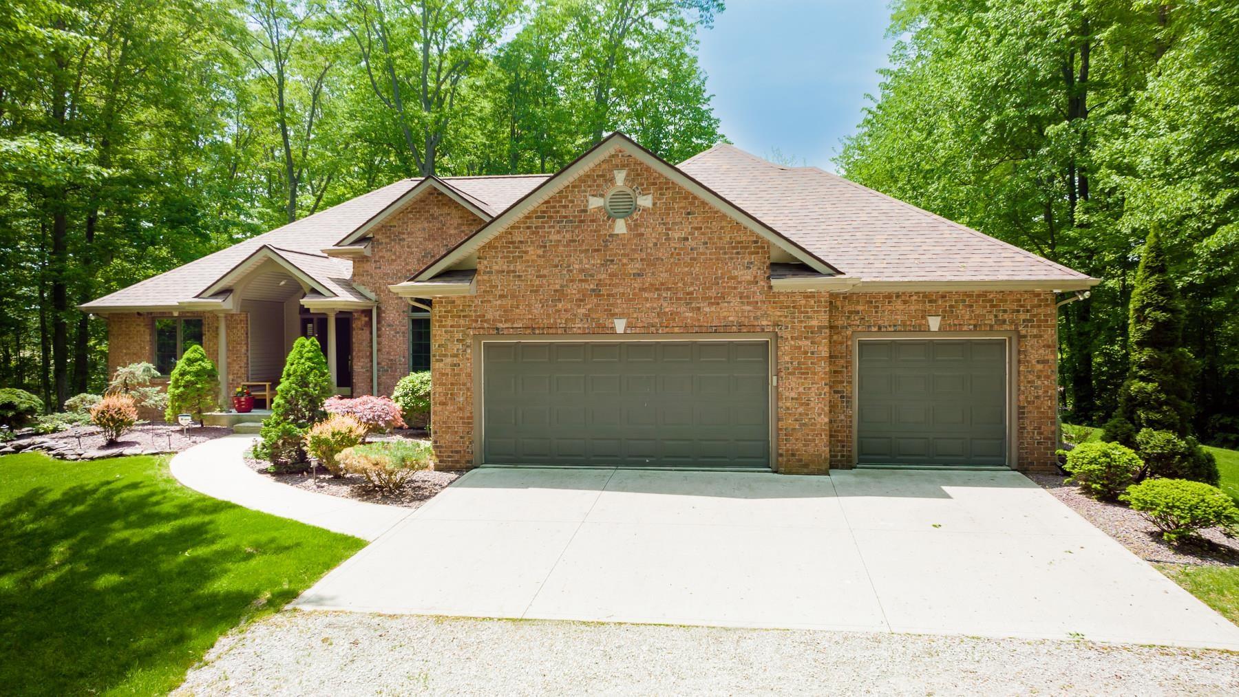 5919 West Wallen Road Fort Wayne, IN 46818 - Photo 1 of 36