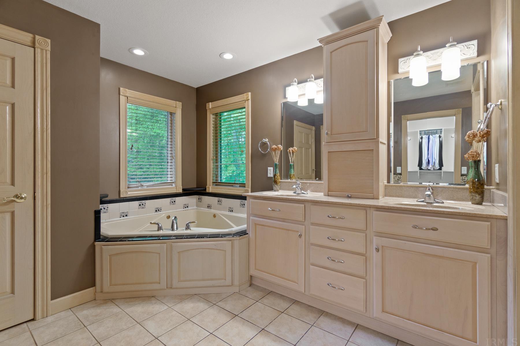5919 West Wallen Road Fort Wayne, IN 46818 - Photo 15 of 36