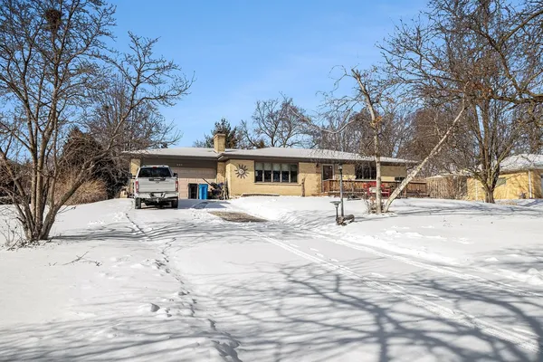 $425,000 | 3N662 Elizabeth Street, Addison, IL 60101