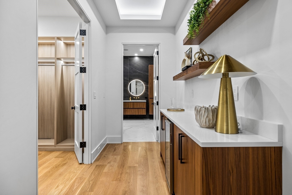 15 Buff Circle Newton, MA 02459 - Photo 17 of 42