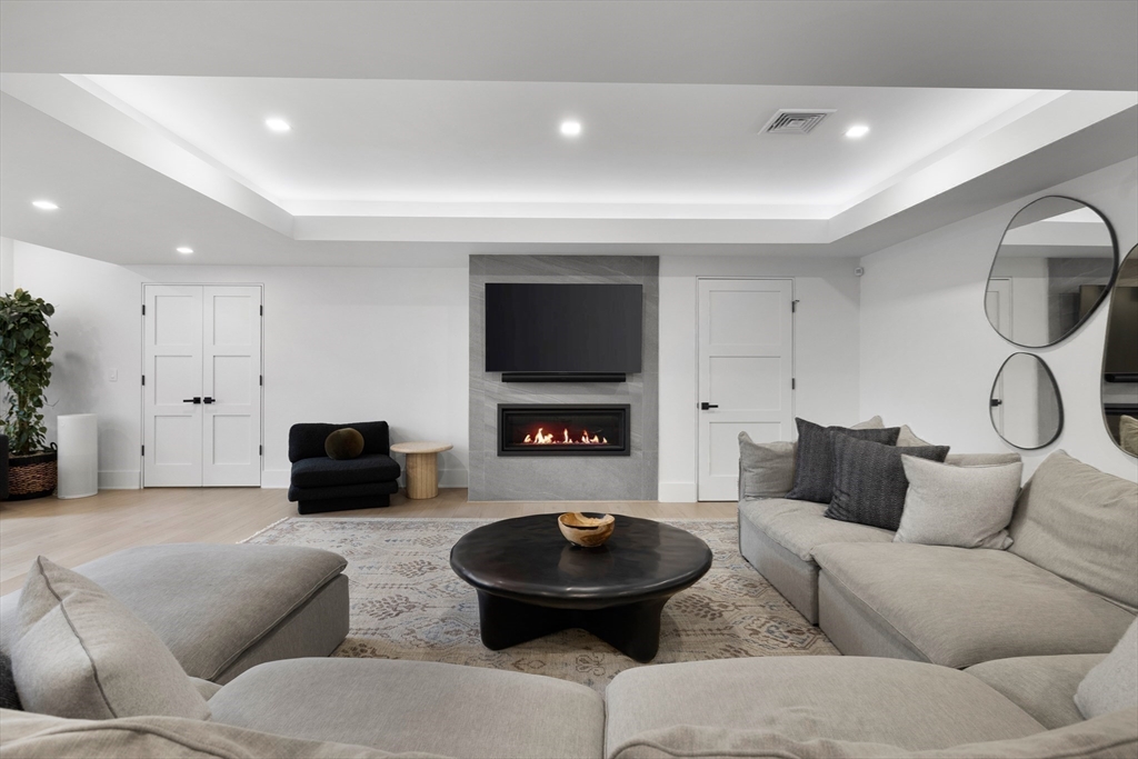 15 Buff Circle Newton, MA 02459 - Photo 27 of 42