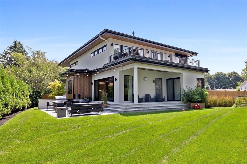 15 Buff Circle Newton, MA 02459 - Photo 38 of 42