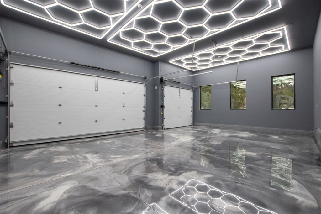 15 Buff Circle Newton, MA 02459 - Photo 41 of 42