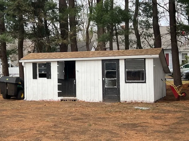 $349,900 | 61 Massachusetts Avenue, Ludlow, MA 01056