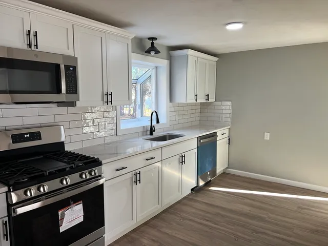 $349,900 | 61 Massachusetts Avenue, Ludlow, MA 01056