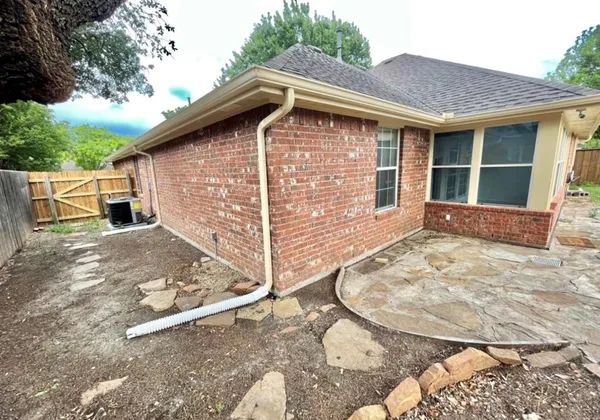 $2,100 | 621 Tulane Drive, Waxahachie, TX 75165