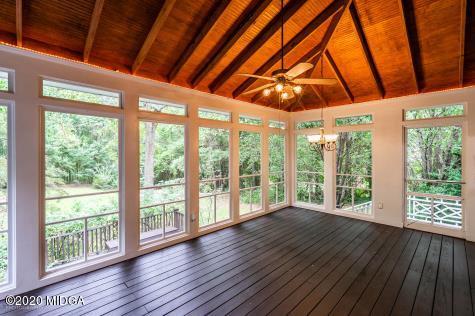 113 Hampton Ridge Road Macon, GA 31220 - Photo 16 of 29 a big room with wooden floor and windows