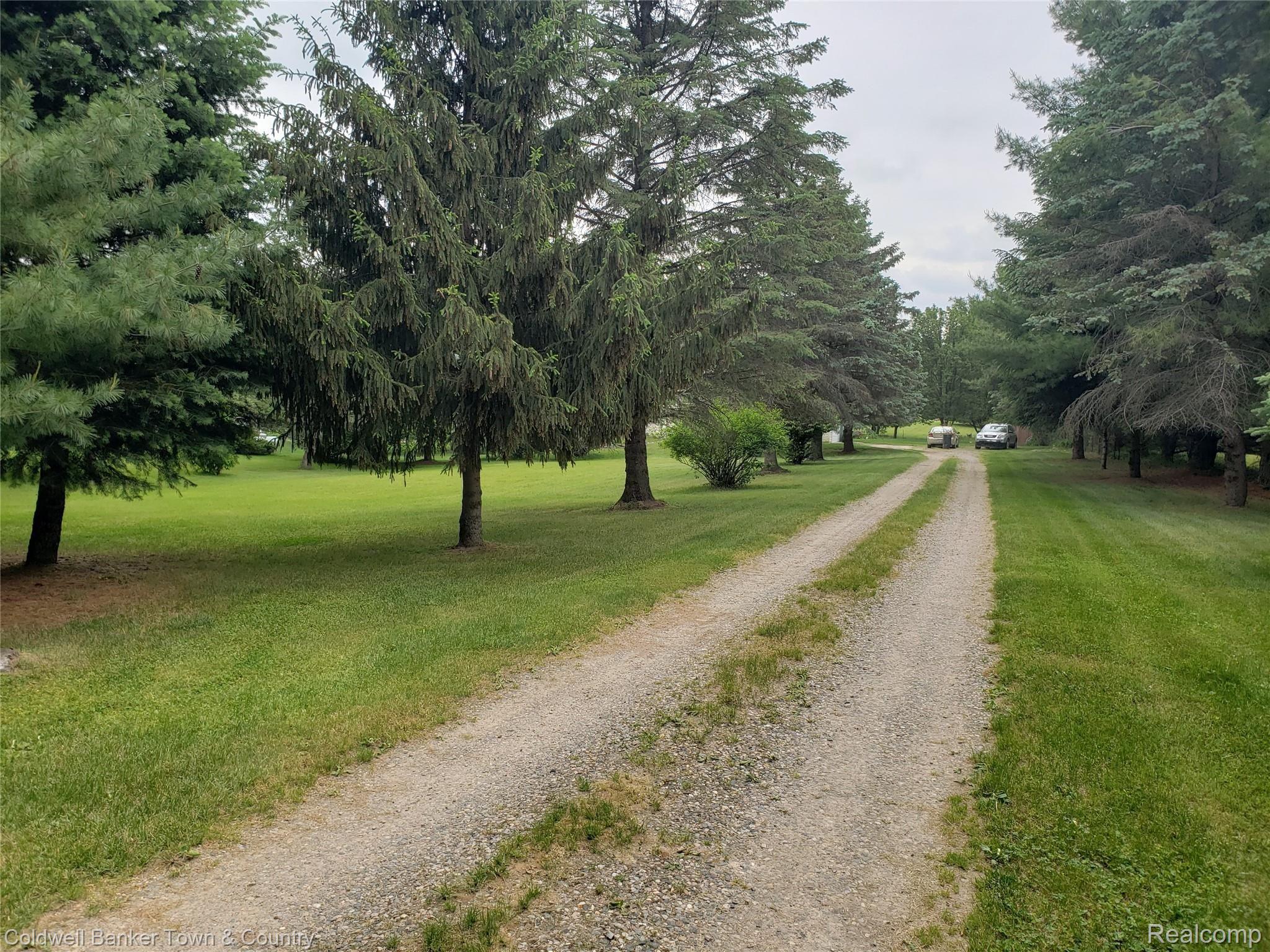 6988 Crofoot Road Fowlerville, MI 48836 - Photo 18 of 18 Home is set back from the Road.
