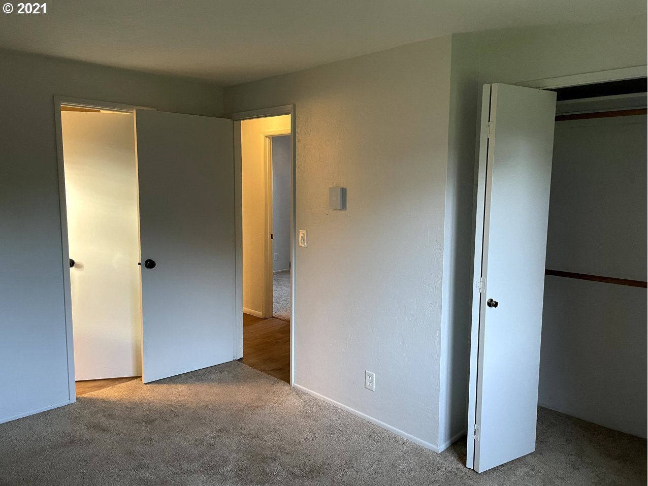 675 T Street Springfield, OR 97477 - Photo 7 of 8