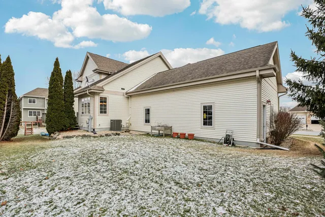 $749,900 | 1205 Bongard Drive, Waunakee, WI 53597