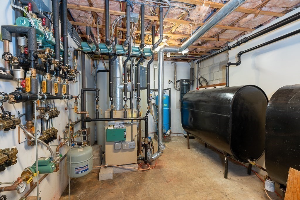 8 Mill Road Ipswich, MA 01938 - Photo 33 of 38 a view of a room with gym equipment