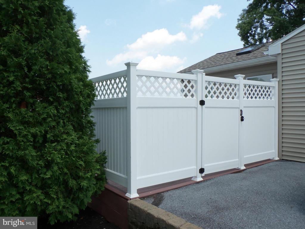 319 Owl Hill Road Lititz, PA 17543 - Photo 12 of 36