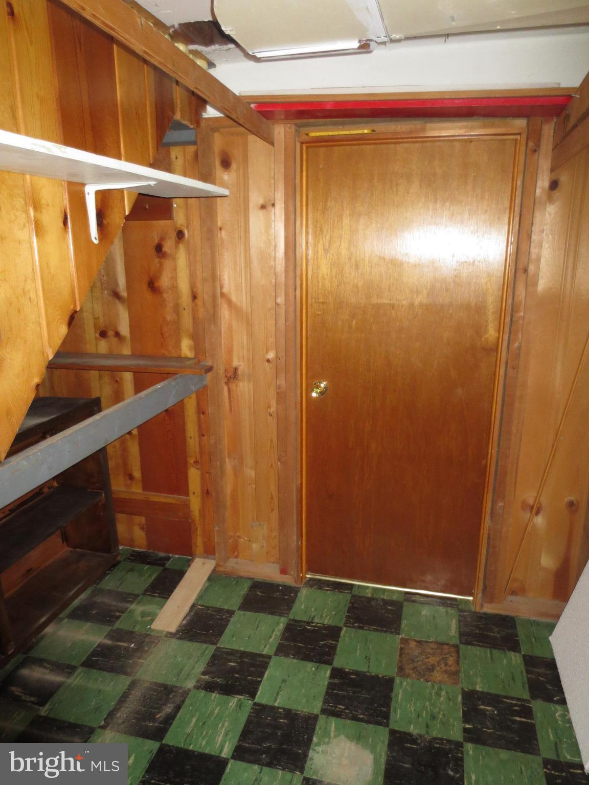 3705 May Street Silver Spring, MD 20906 - Photo 20 of 27 a view of walk in closet