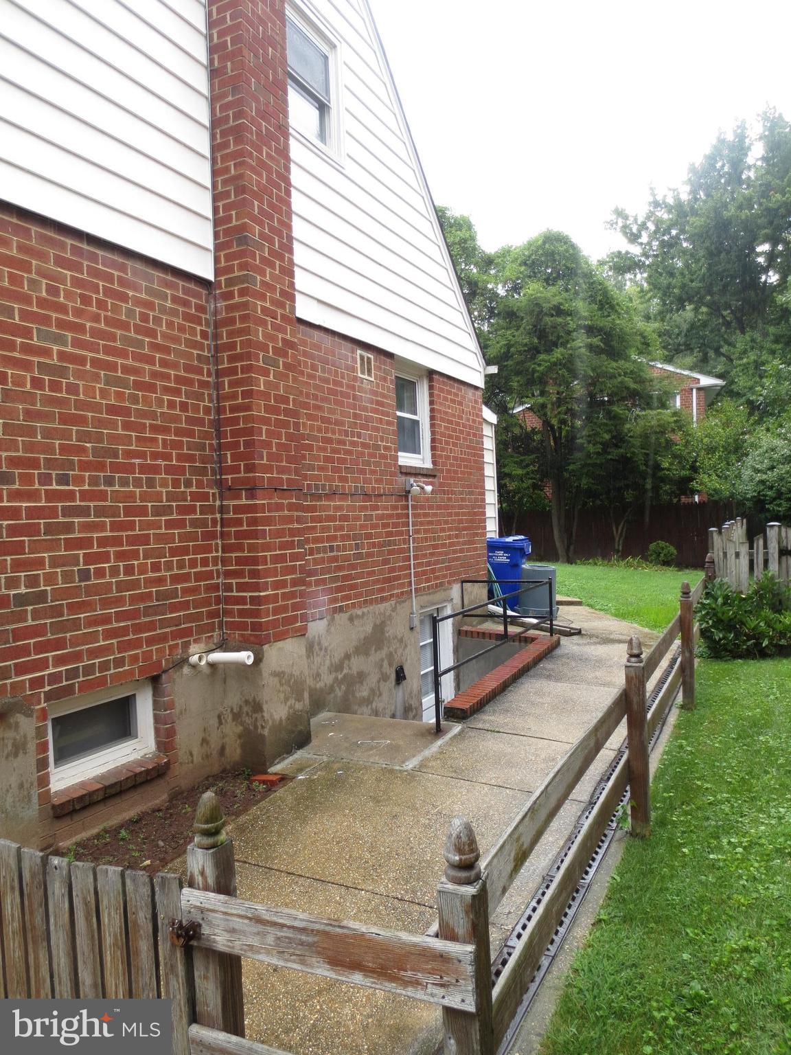 3705 May Street Silver Spring, MD 20906 - Photo 22 of 27 a view of a backyard with sitting area