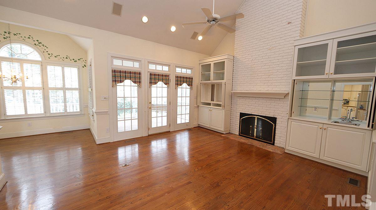 3716 Bellevue Road Raleigh, NC 27609 - Photo 3 of 19