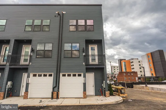 $524,999 | 4030 Marilyn Drive, Philadelphia, PA 19131