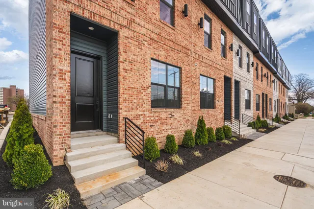 $524,999 | 4030 Marilyn Drive, Philadelphia, PA 19131