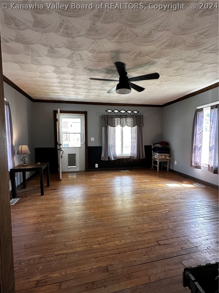 706 Stratton Street Logan, WV 25601 - Photo 10 of 25 Gallery Image 10