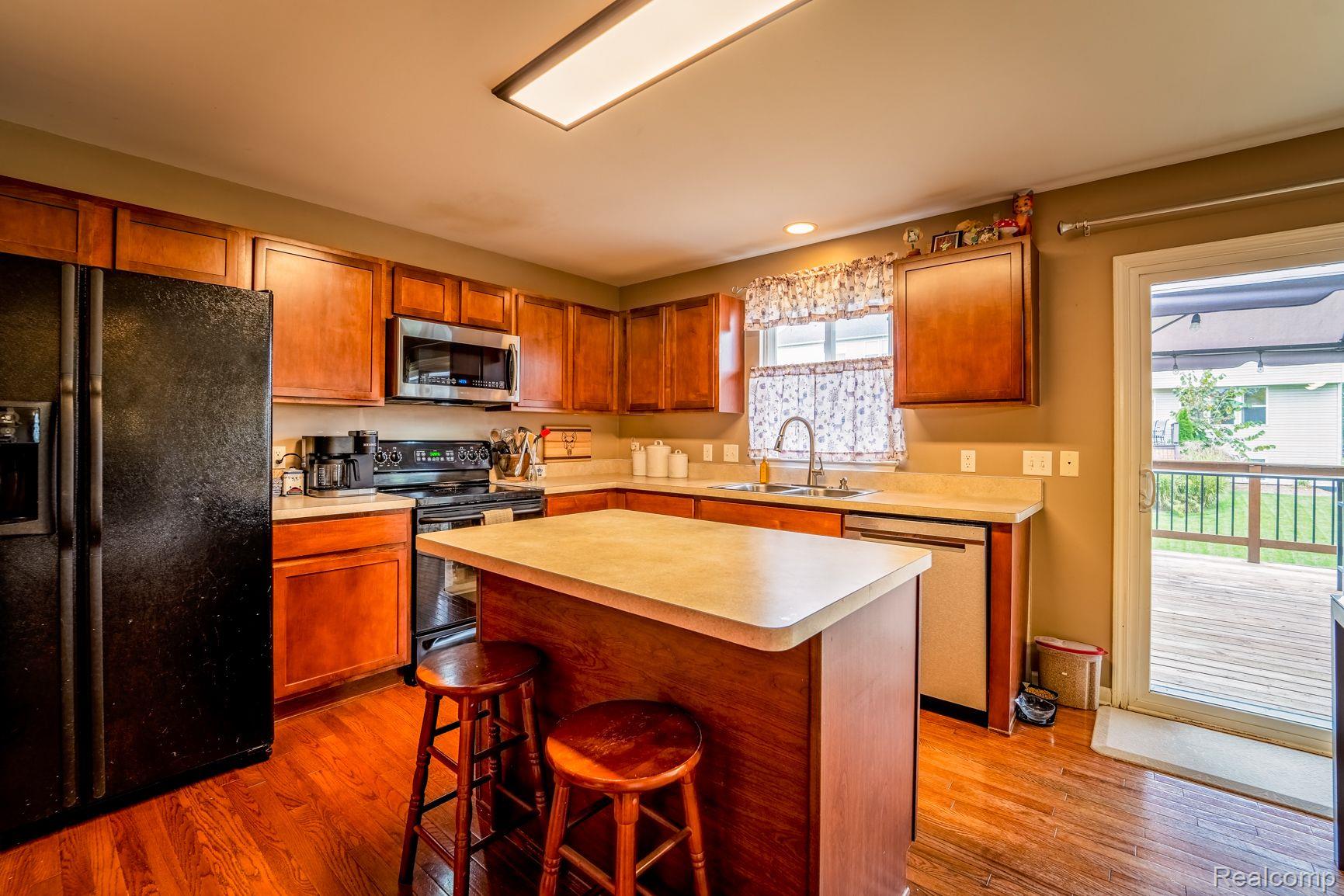 1072 Callaway Court Howell, MI 48843 - Photo 14 of 46 Gallery Image 14